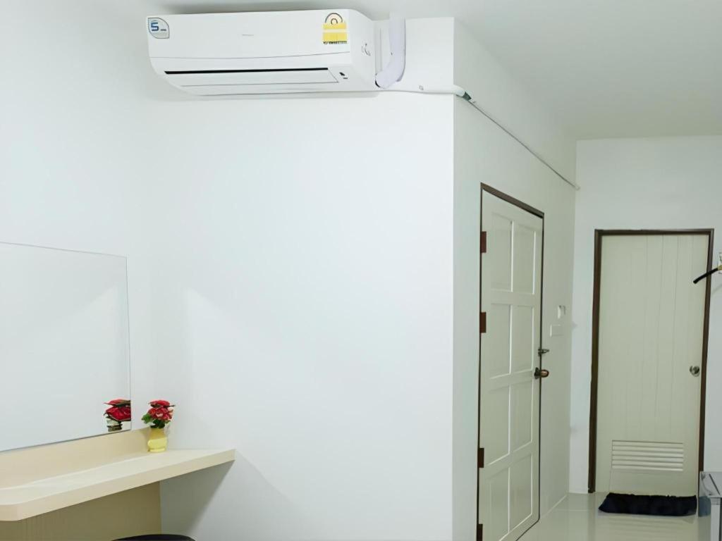Cheaper Room Surat Thani Bagian luar foto